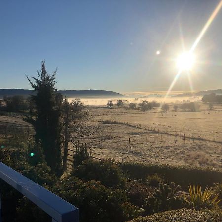 Mole Creek Hideaway Hotel Exterior photo